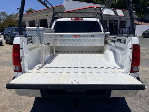Used 2008 GMC Sierra 2500 W/T RWD image 14