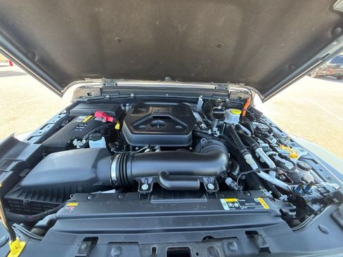 Used 2024 Jeep Wrangler Unlimited AWD/4WD image 55