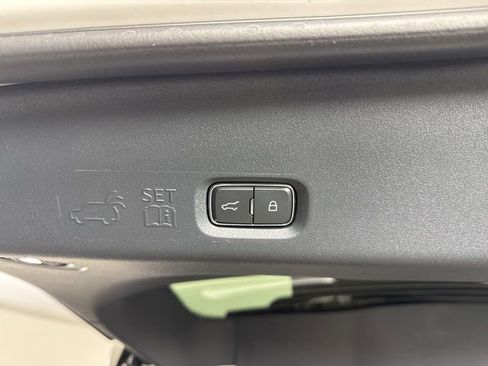 New 2025 Lincoln Navigator Reserve image 33