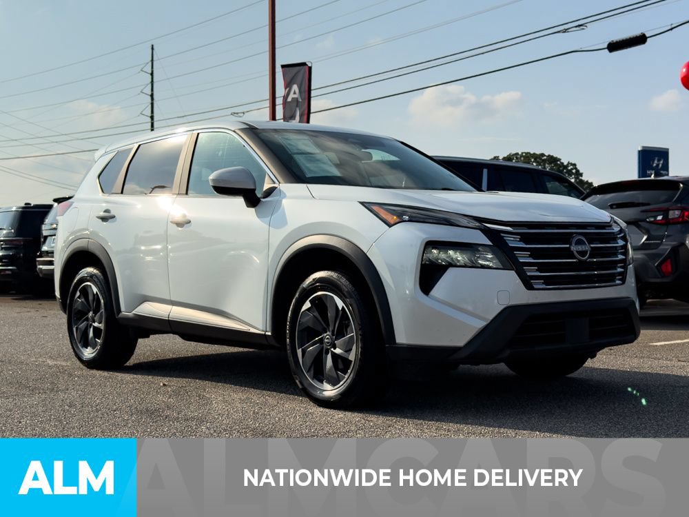 Used 2024 Nissan Rogue SV FWD image 4