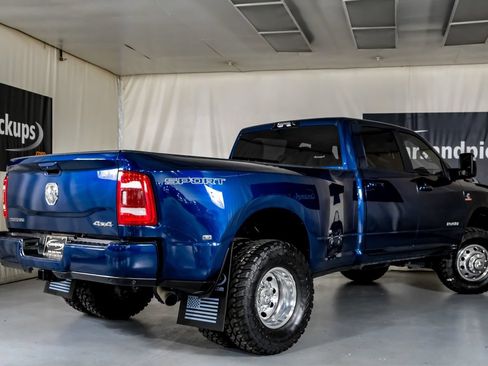 Used 2024 RAM 3500 Big Horn w/ Sport Appearance Package AWD/4WD image 8