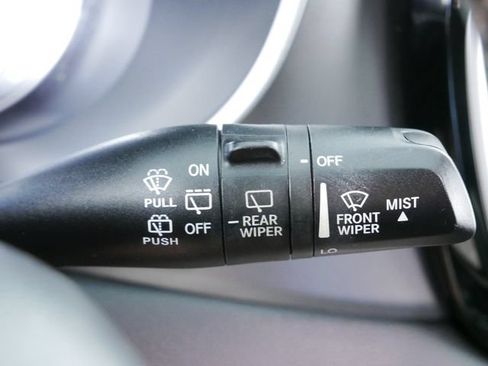 Used 2020 Chrysler Pacifica Touring-L Plus FWD image 26