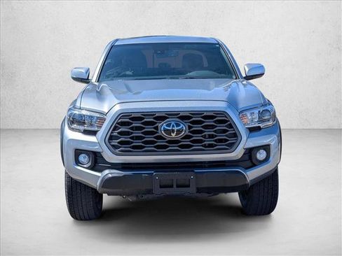 Used 2023 Toyota Tacoma TRD Off-Road w/ Technology Package AWD/4WD image 2