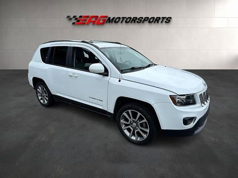 Used 2017 Jeep Compass High Altitude image 3