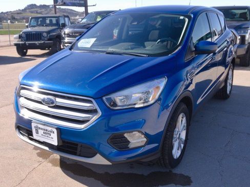 Used 2019 Ford Escape SE AWD/4WD image 2