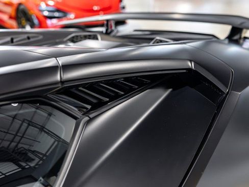 Used 2023 Lamborghini Huracan Tecnica RWD image 15