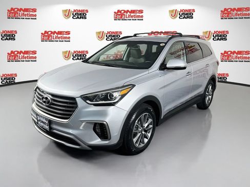 Used 2019 Hyundai Santa Fe XL SE w/ SE Premium Package 02 AWD/4WD image 12
