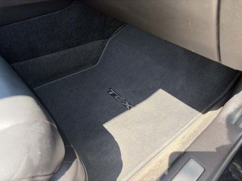 Used 2015 Acura TLX FWD image 29
