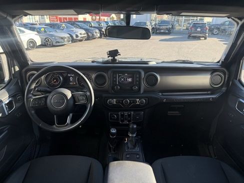 Used 2019 Jeep Wrangler Unlimited Sport S image 3