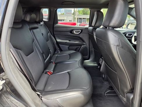 Certified 2022 Jeep Compass Latitude AWD/4WD image 19