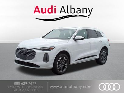 Certified 2025 Audi Q5 Premium w/ Convenience Package