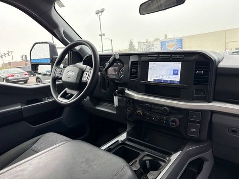 Used 2024 Ford F250 XLT w/ Snow Plow Prep Package AWD/4WD image 30