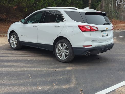 Used 2020 Chevrolet Equinox Premier image 7