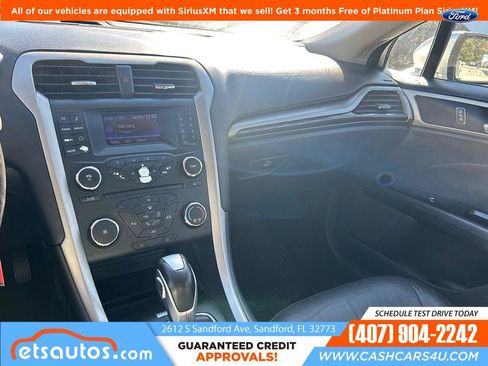 Used 2013 Ford Fusion SE image 8