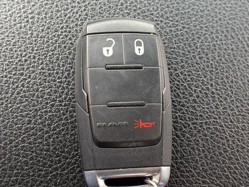Used 2024 RAM 2500 Big Horn AWD/4WD image 28