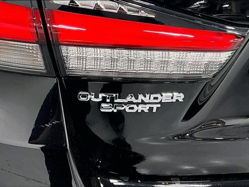 Used 2025 Mitsubishi Outlander Sport AWD image 37
