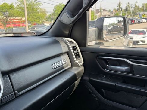 Used 2022 RAM 1500 Big Horn AWD/4WD image 24