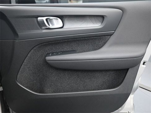 Certified 2024 Volvo XC40 Recharge Plus w/ Protection Package Premier image 28