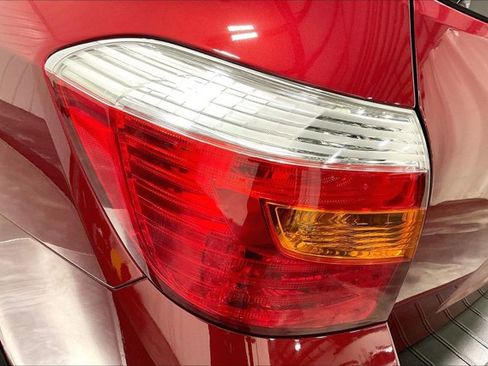 Used 2010 Toyota Highlander Limited image 30