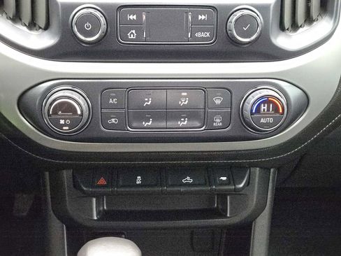 Certified 2022 GMC Canyon Elevation w/ Trailering Package image 19