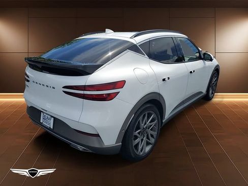 Used 2023 Genesis GV60 Advanced AWD/4WD image 6