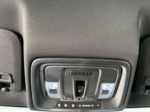 Used 2022 GMC Sierra 2500 AT4 w/ AT4 Preferred Package image 28