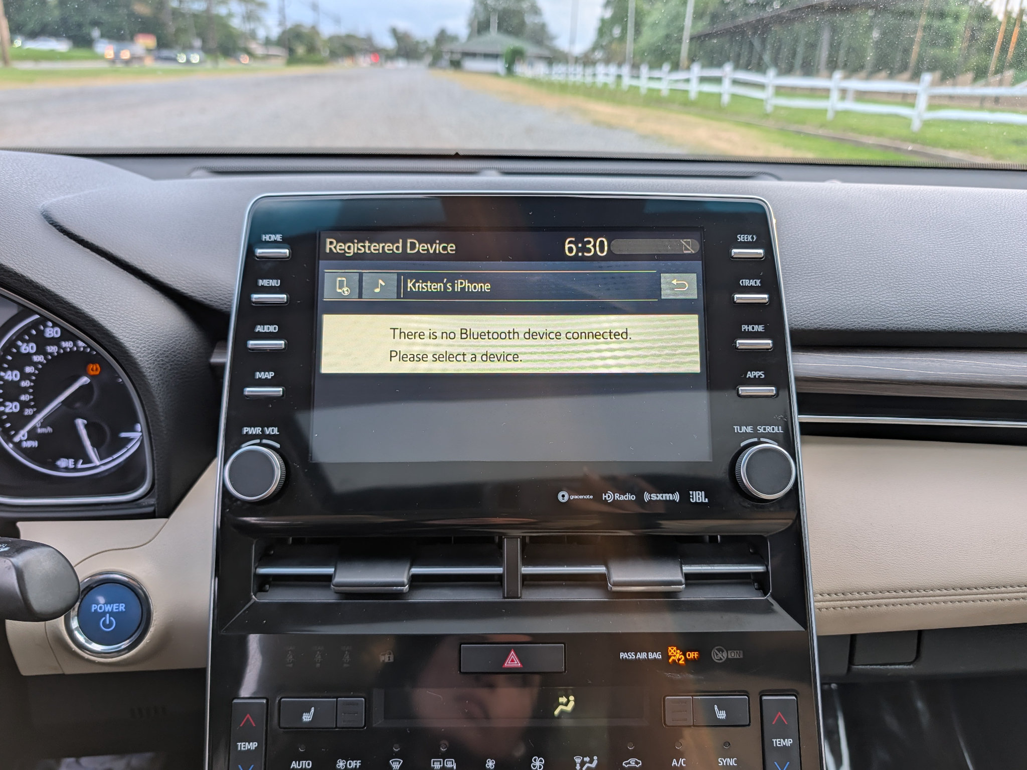 Used 2019 Toyota Avalon XLE w/ Moonroof Package FWD image 29