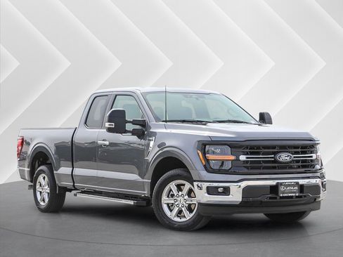 Used 2025 Ford F150 XLT w/ Equipment Group 301A Standard RWD image 1