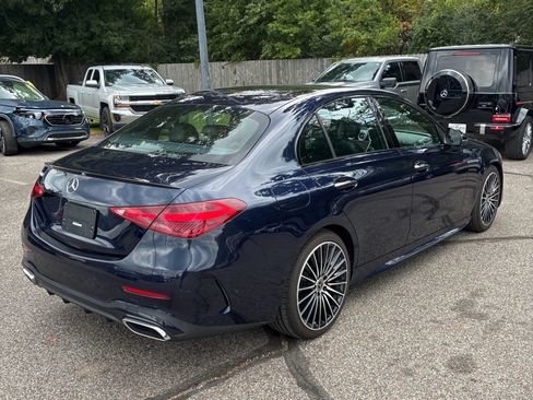 Used 2023 Mercedes-Benz C 300 Sedan image 4