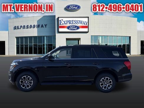 Used 2024 Ford Expedition XLT AWD/4WD image 10