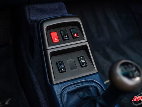 Used 1997 Porsche 911 Carrera image 18