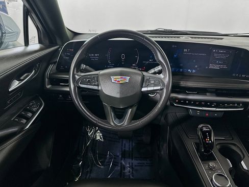 Used 2024 Cadillac XT4 Premium Luxury AWD/4WD image 20
