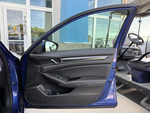 Used 2019 Honda Accord Sport image 21