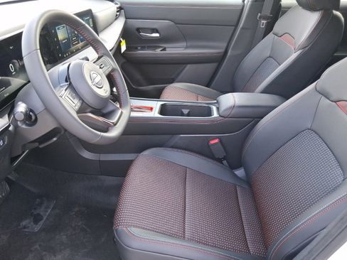 New 2026 Nissan Kicks SR image 22