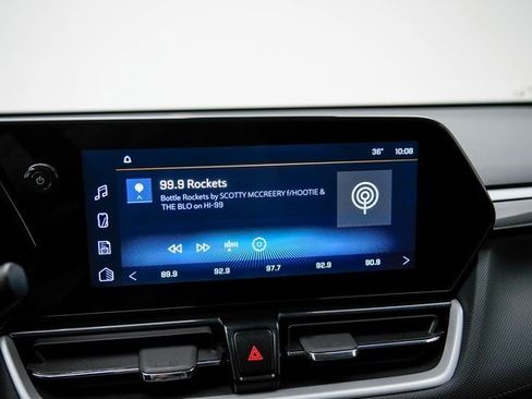 Used 2024 Chevrolet TrailBlazer LT w/ Convenience Package image 5