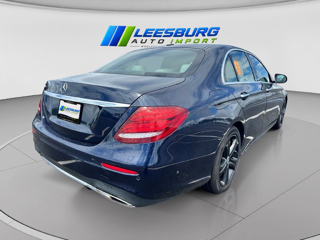 Used 2019 Mercedes-Benz E 300 image 4