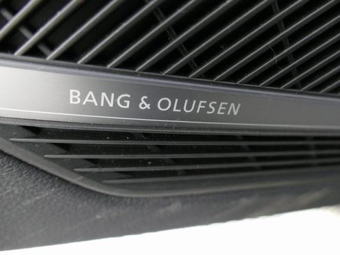 Used 2024 Audi S4 Premium Plus w/ Premium Plus Package image 12