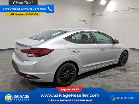 Used 2019 Hyundai Elantra SE w/ Cargo Package FWD image 4
