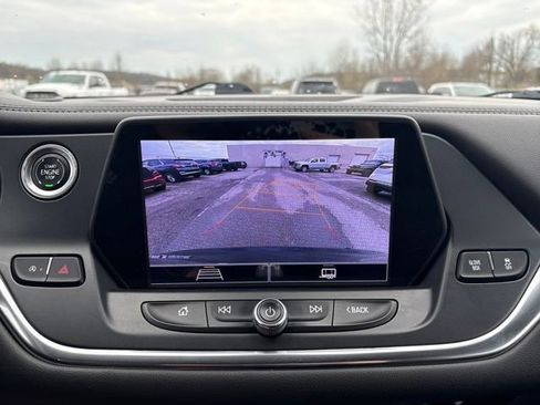 Used 2022 Chevrolet Blazer LT image 17