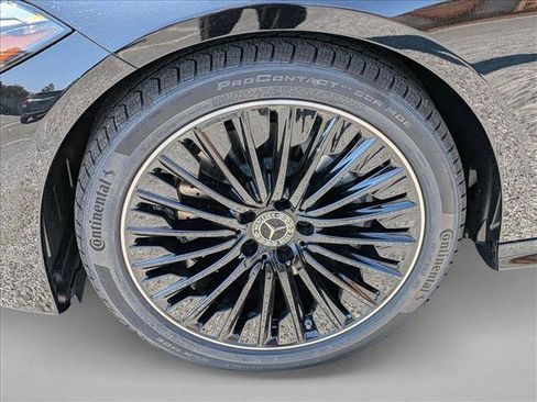 Certified 2026 Mercedes-Benz CLE 300 4MATIC Coupe image 9