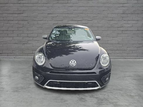 Used 2017 Volkswagen Beetle 1.8T Dune FWD image 2