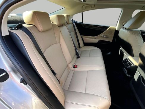 Used 2021 Lexus ES 350 w/ Premium Package FWD image 19