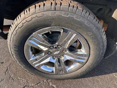 Used 2018 Chevrolet Silverado 1500 Custom w/ Custom Value Package image 30