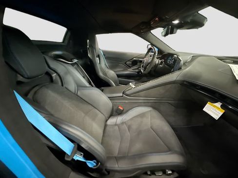 New 2025 Chevrolet Corvette E-Ray image 27