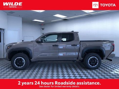 New 2026 Toyota Tacoma TRD Off-Road AWD/4WD image 3