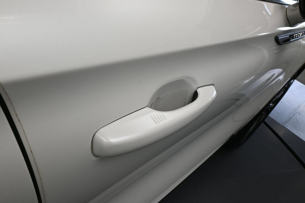 Used 2023 Lincoln Corsair FWD image 43