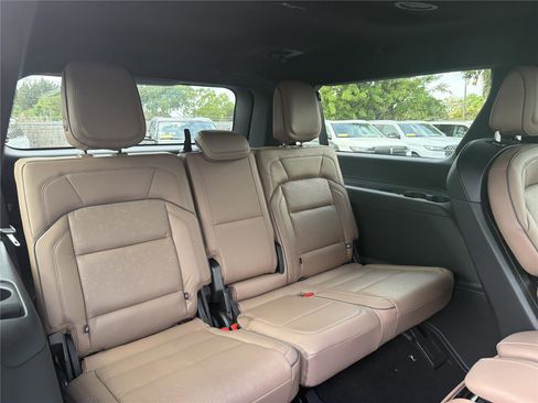 New 2026 Lincoln Navigator L Black Label image 33