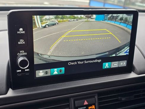 Certified 2025 Honda Pilot TrailSport image 33