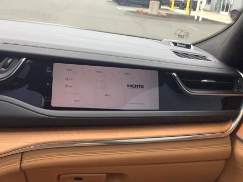 Certified 2023 Jeep Grand Cherokee Summit image 24