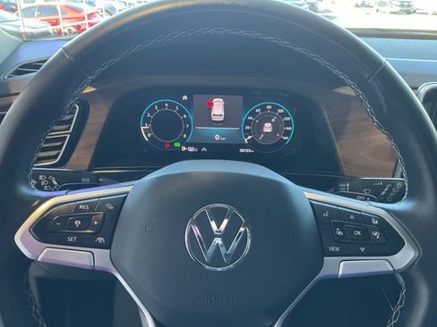 Used 2024 Volkswagen Atlas SE image 7